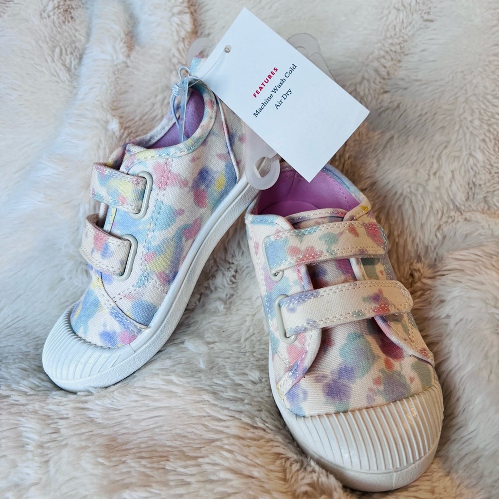 Girls Multicolored Velcro tennis shoes New with Tags